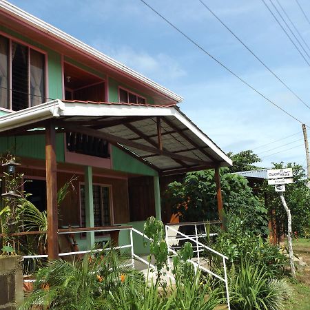 Hotel Lara'S Planet El Castillo de La Concepción 外观 照片